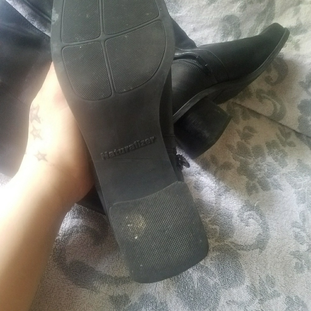 Boots - Picture 3 of 3